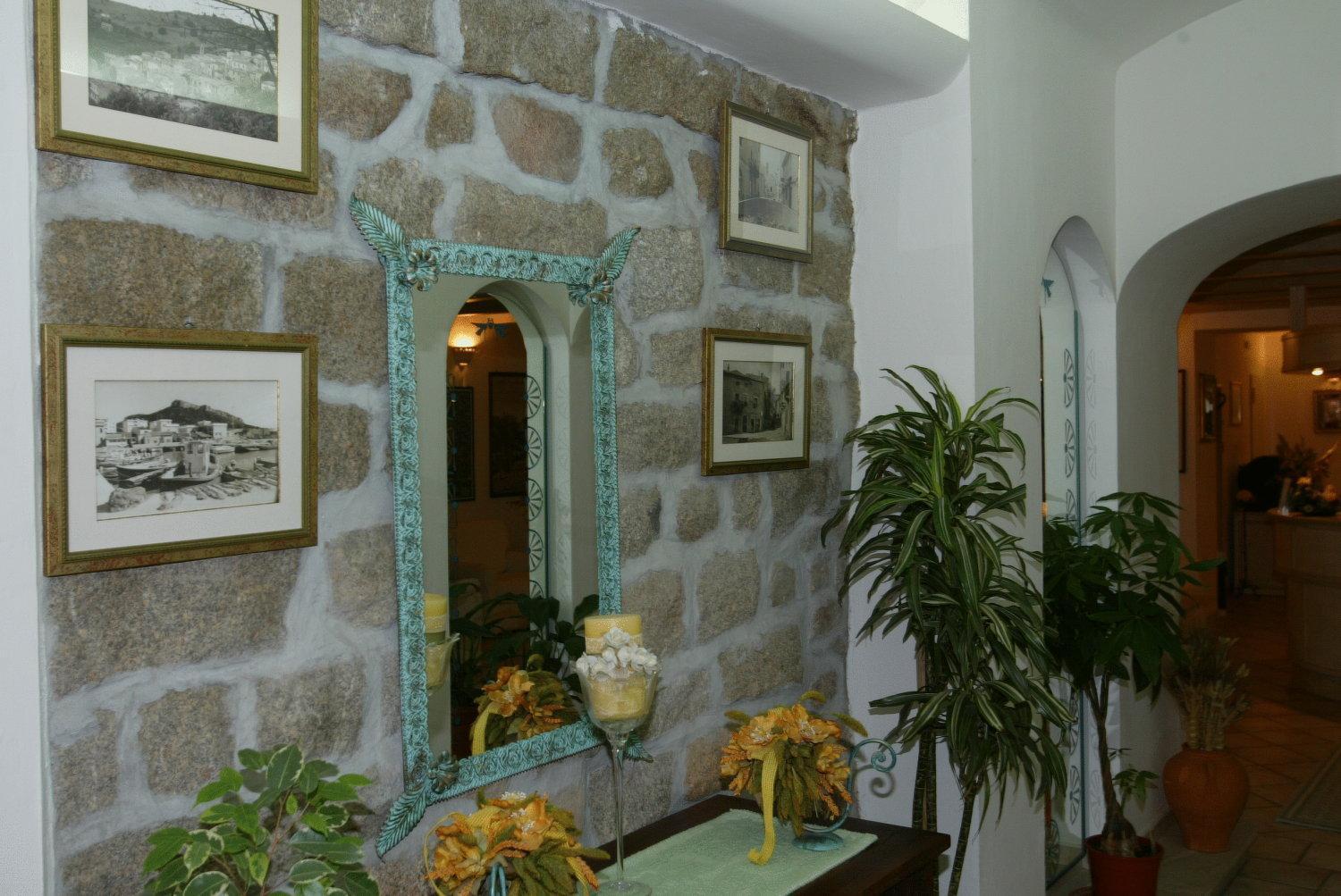 Hotel Cavour Olbia Exterior foto